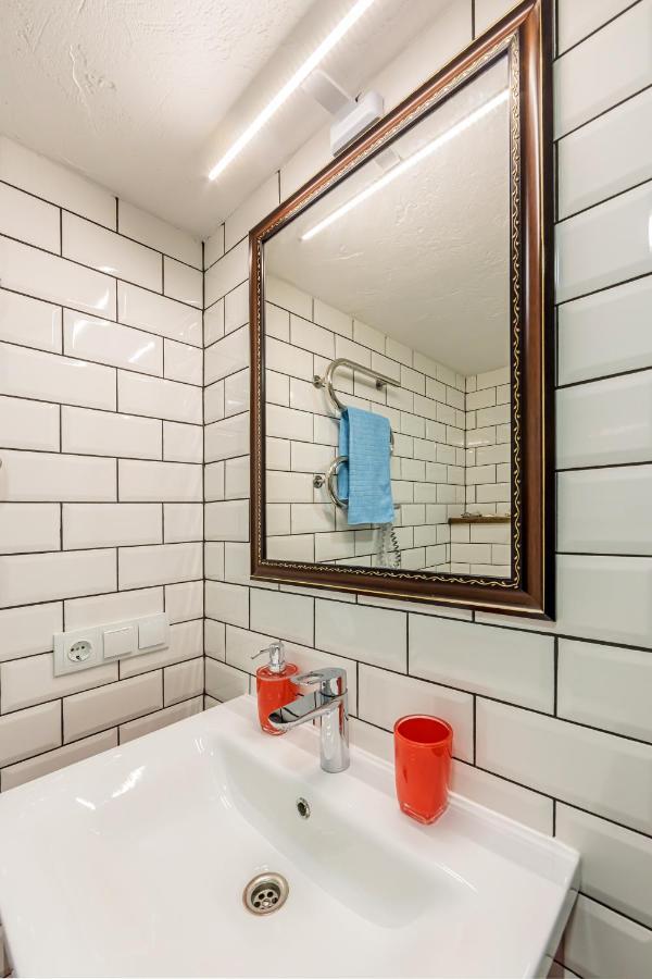 Kyiv Saksahanskoho Apart Hotel Bagian luar foto