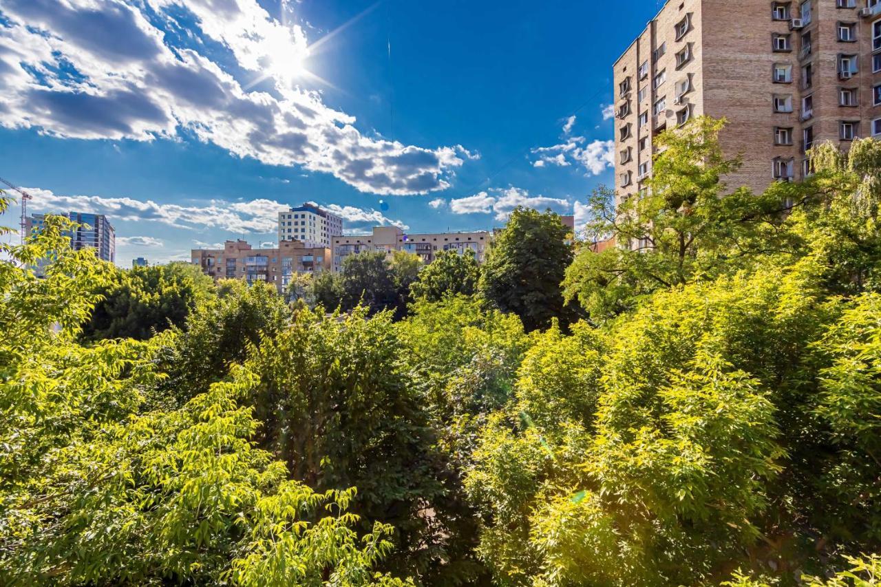 Kyiv Saksahanskoho Apart Hotel Bagian luar foto